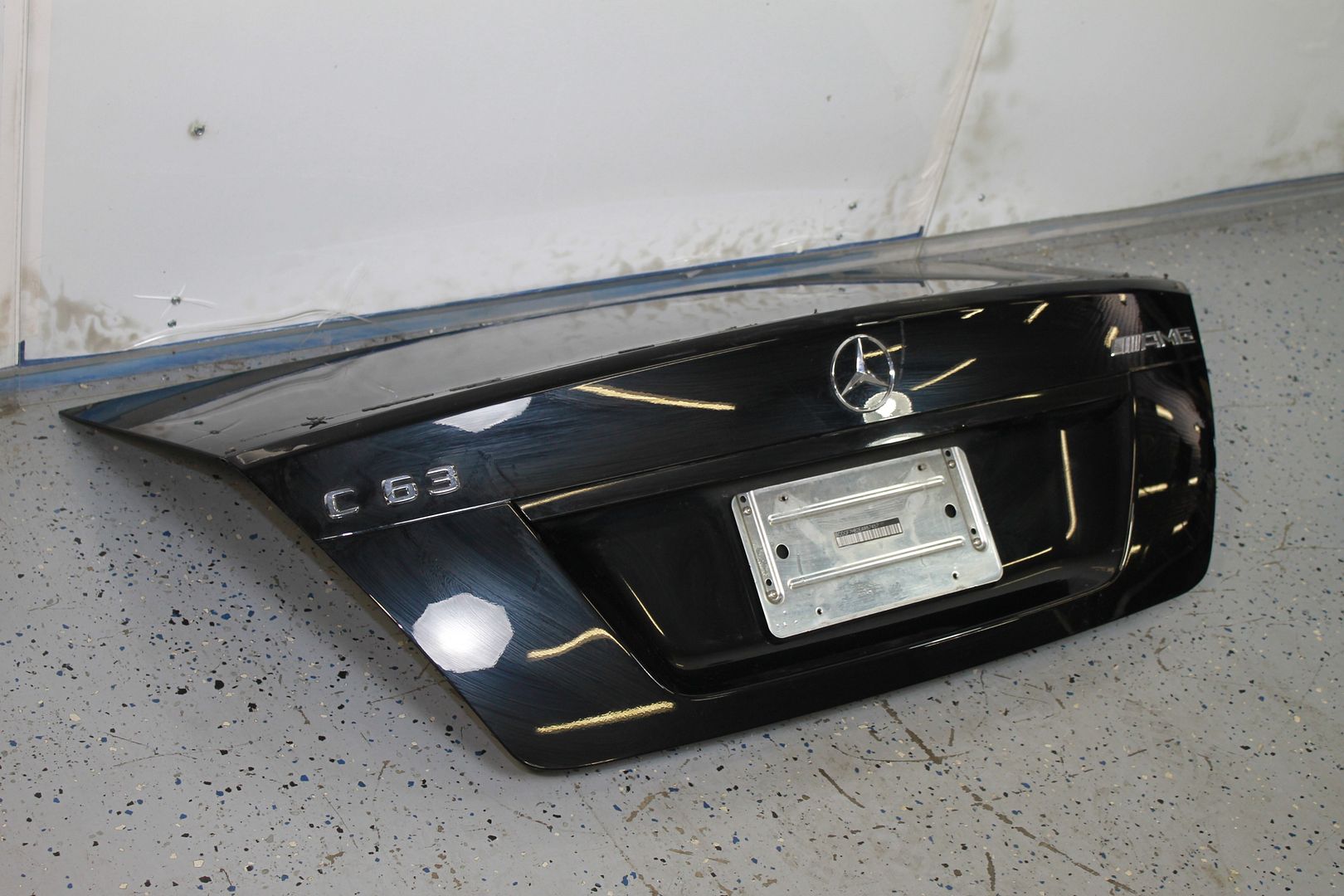 0814 MERCEDES BENZ C63 AMG W204 BLACK TRUNK DECK LID SHELL 2047500075
